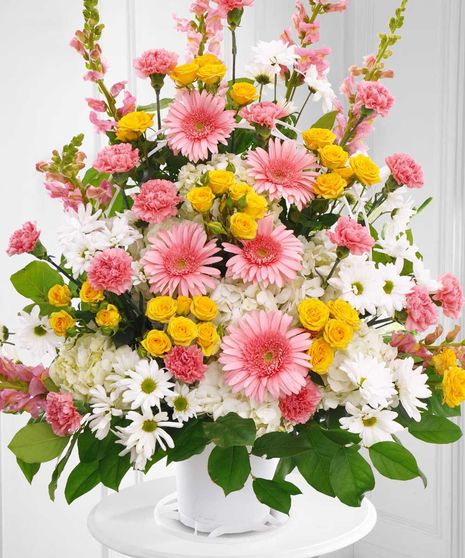 Gerb and Daisy Funeral Arrangement