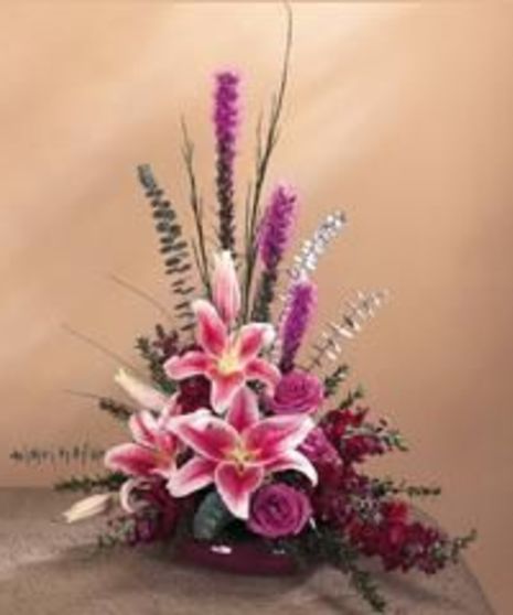 Stargazer Lily Traditional Sympathy Piece